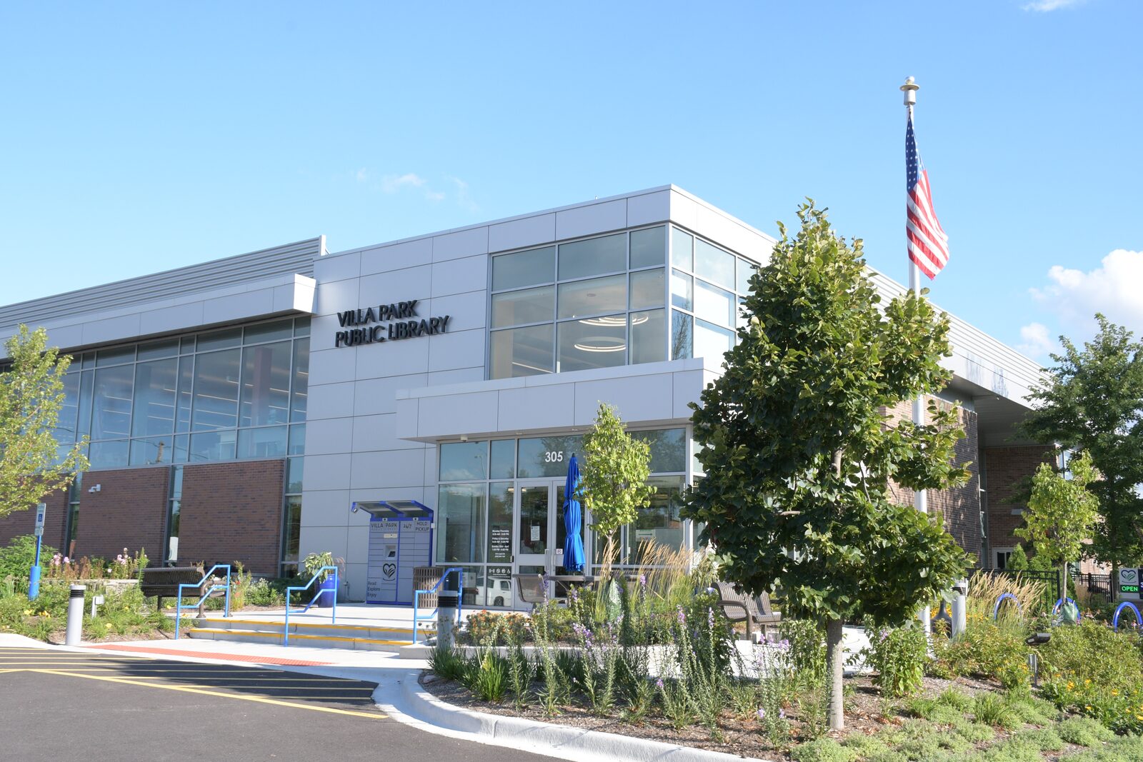 Villa Park Public Library building exterior